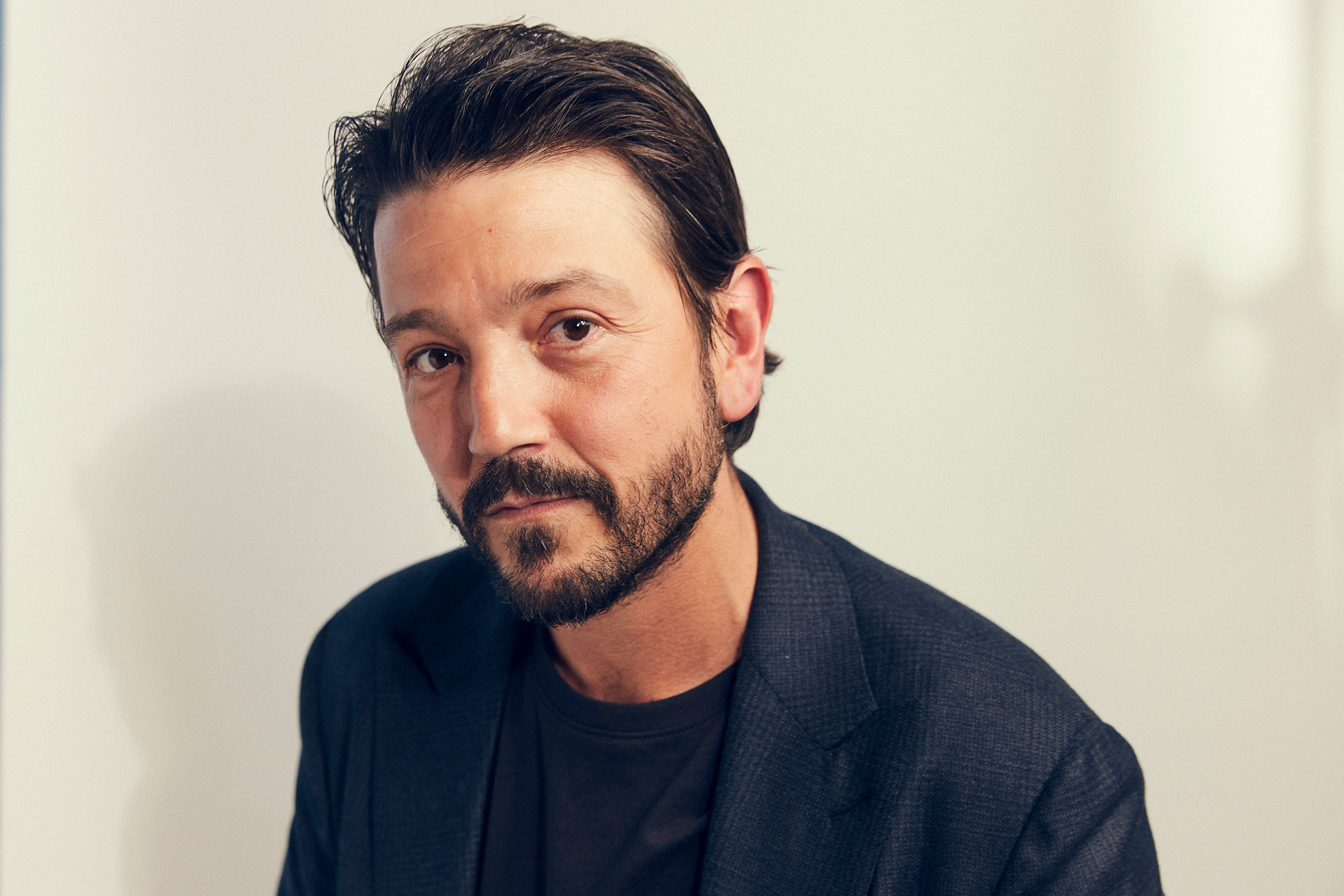 diego-luna-oscars