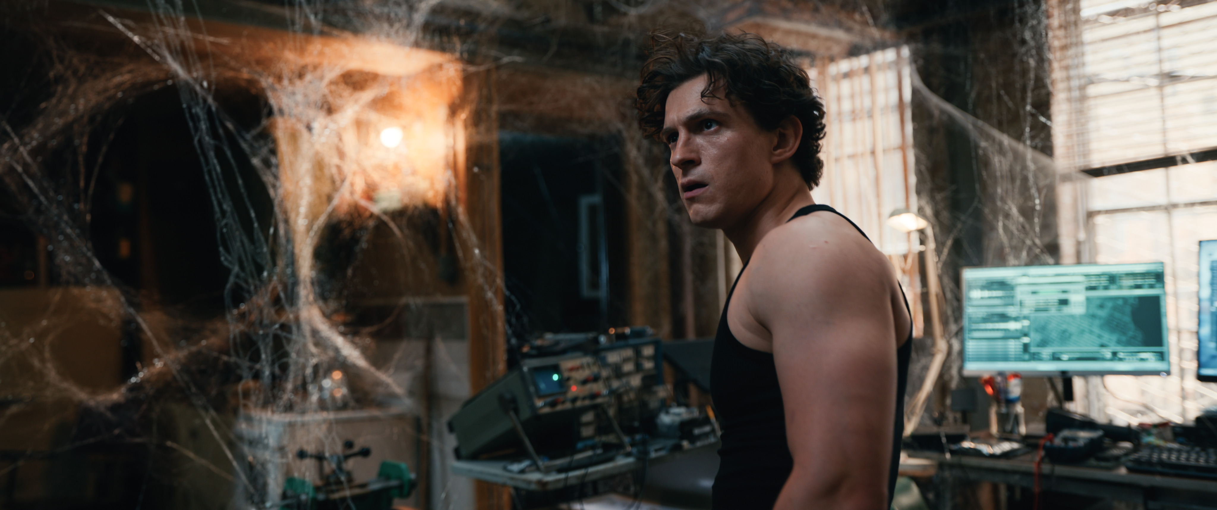 tom-holland-spiderman-brand-new-day-2